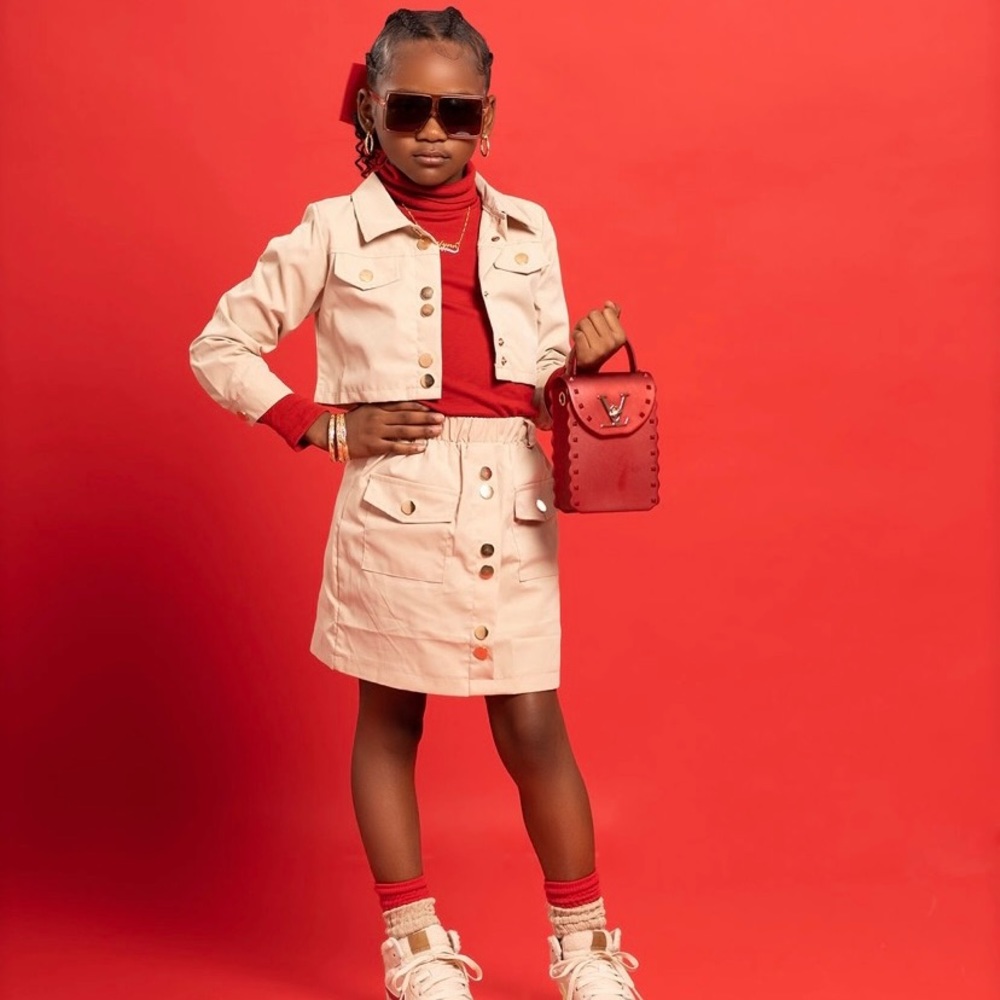 Girls 2 piece skirt set